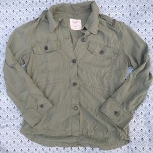 Army green American Eagle button up